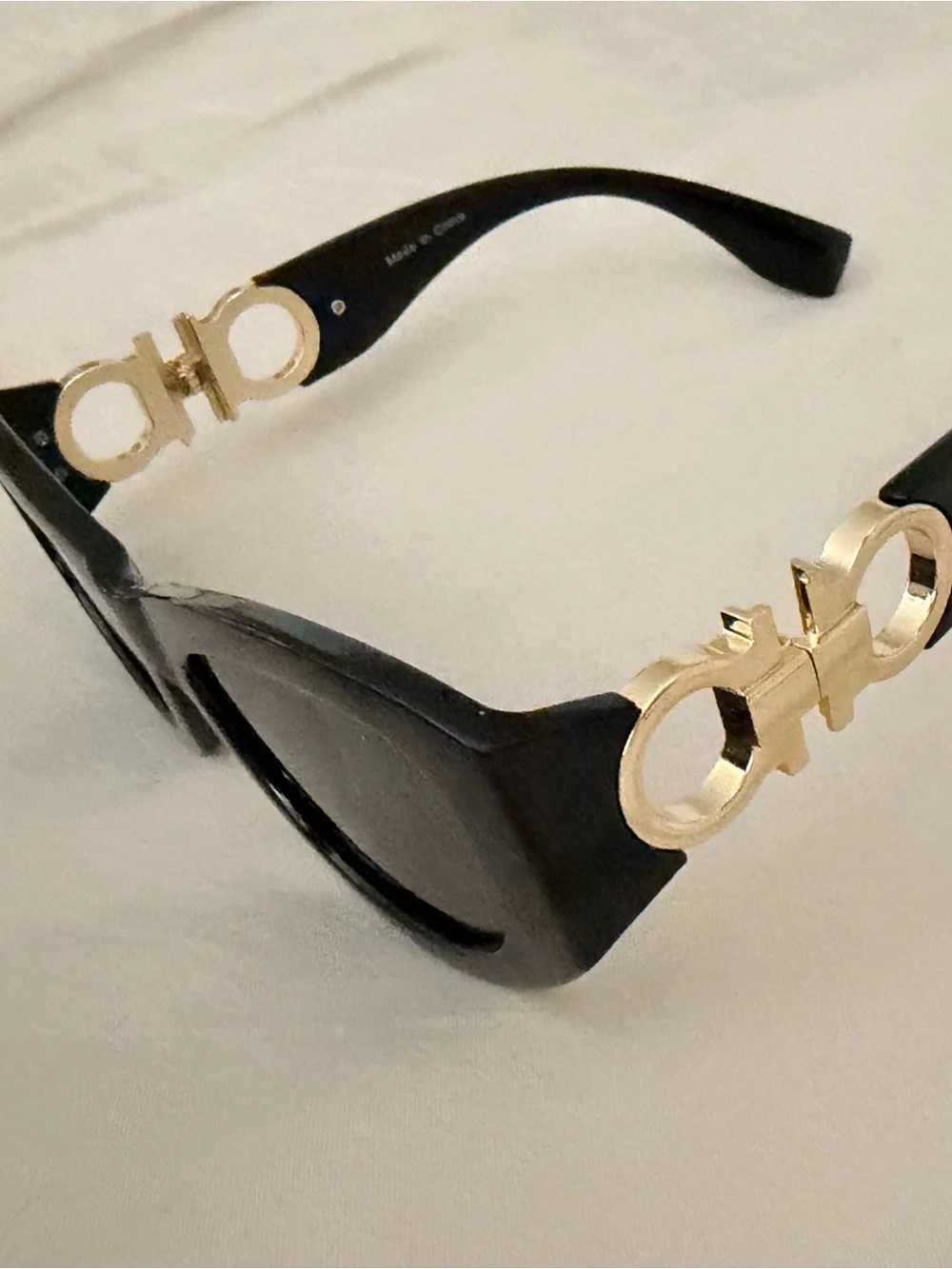 Designer Inspired Black Sunglasses with Gold-Tone Hardware Y2K